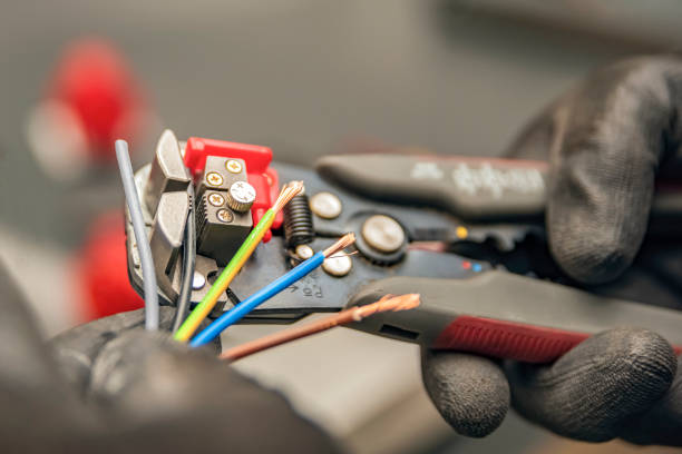 Best Best Electricians Near Me  in Madison Heights, MI
